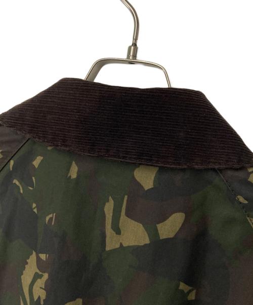 Barbour（バブアー）Barbour (バブアー) BOURNE CAMO オイルドジャケットMWX0404GN51S オリーブ×ブラウン×ブラック サイズ:Sの古着・服飾アイテム