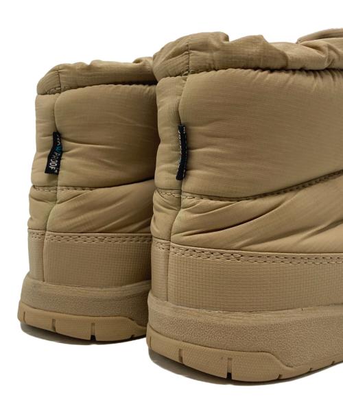 THE NORTH FACE（ザ ノース フェイス）THE NORTH FACE (ザ ノース フェイス) W NUPTSE WP4 SHORT ベージュ サイズ:US6/UK4.0/EU37/CM23.0の古着・服飾アイテム