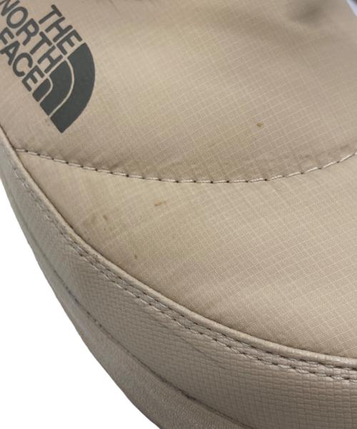 THE NORTH FACE（ザ ノース フェイス）THE NORTH FACE (ザ ノース フェイス) W NUPTSE WP4 SHORT ベージュ サイズ:US6/UK4.0/EU37/CM23.0の古着・服飾アイテム