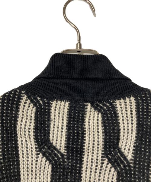 ISSEY MIYAKE（イッセイミヤケ）ISSEY MIYAKE (イッセイミヤケ) ハイネックニット ME31KN077 ブラック×アイボリー サイズ:Mの古着・服飾アイテム