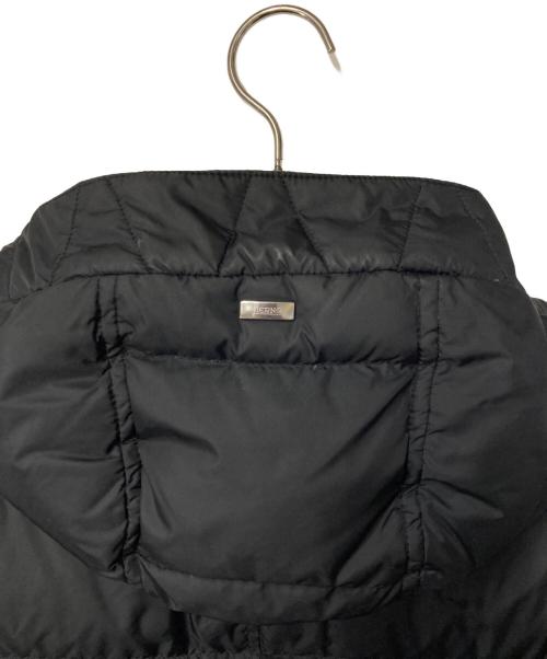 HERNO（ヘルノ）HERNO (ヘルノ) パファージャケット PI0191U-12004-9389 ブラック サイズ:46の古着・服飾アイテム
