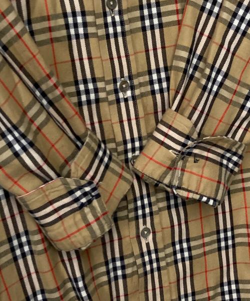 Burberry's（バーバリー）Burberry's (バーバリーズ) ノバチェックシャツ イギリス製 ベージュ サイズ:Ｓの古着・服飾アイテム