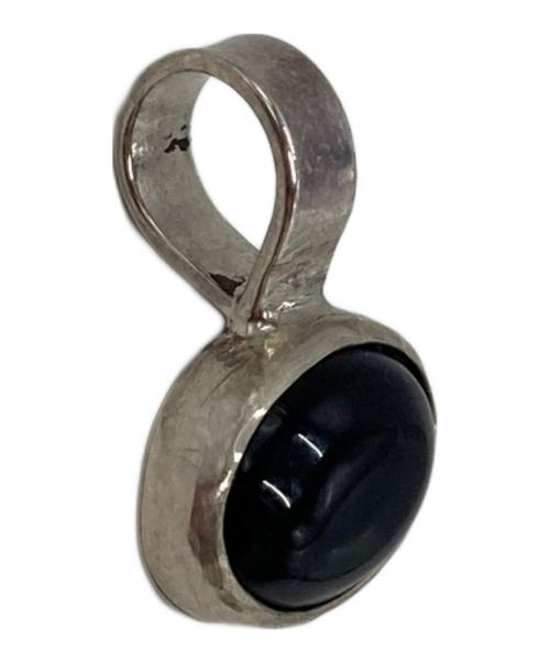 ERICKA NICOLAS BEGAY（エリッカコラスビゲイ）ERICKA NICOLAS BEGAY (エリッカコラスビゲイ) オニキスミニヘッド 23-091-210-0005-3-0 ブラックの古着・服飾アイテム