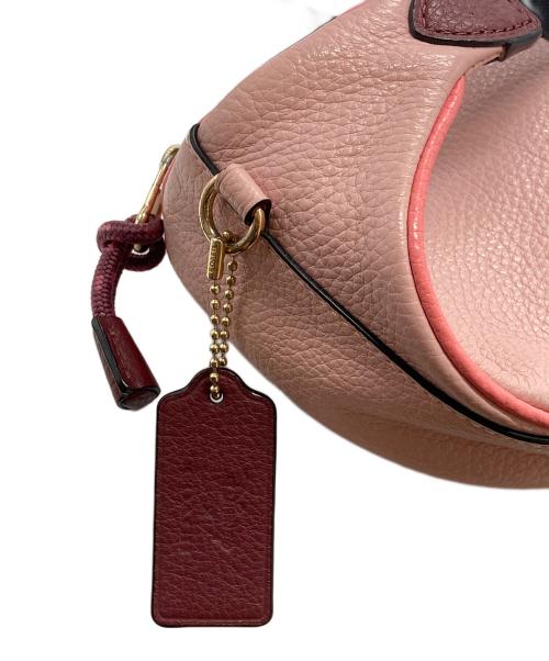 COACH（コーチ）COACH (コーチ) DISNEY (ディズニー) ウエストバッグ ピンクの古着・服飾アイテム