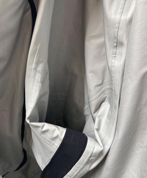 DESCENTE ALLTERRAIN（デザイント オルテライン）DESCENTE ALLTERRAIN (デザイント オルテライン) HARD SHELL JACKET ハードシェルジャケット DAMUGC39X ブラック サイズ:Ｌの古着・服飾アイテム