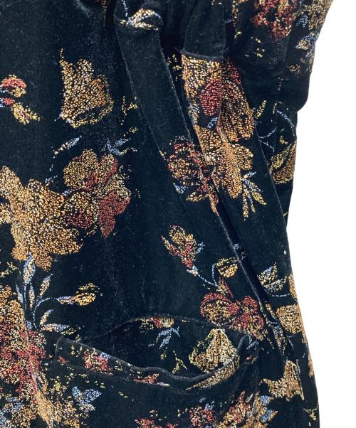 Ameri（アメリ）Ameri (アメリ) FLOWER PRINT VELOUR PANTS フラワープリントベロアパンツ 0124208210690 ブラック サイズ:Sの古着・服飾アイテム