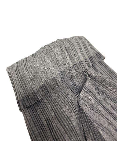 PLEATS PLEASE（プリーツプリーズ）PLEATS PLEASE (プリーツプリーズ) RIB PLEATS BASICS/リブプリーツベーシック グレー サイズ:SIZE 3の古着・服飾アイテム