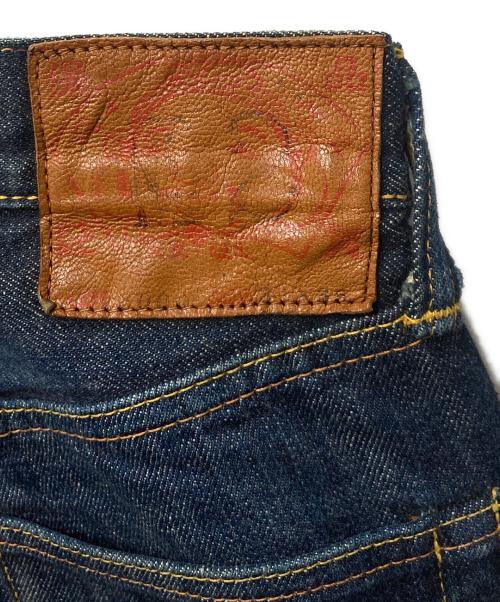 EVISU（エヴィス）EVISU (エビス) デニムパンツ インディゴ サイズ:W31の古着・服飾アイテム