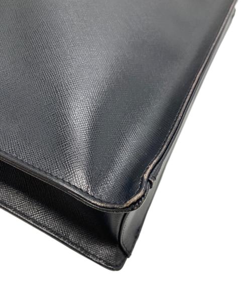 PRADA（プラダ）PRADA (プラダ) ロゴプレート ブリーフケース ブラックの古着・服飾アイテム