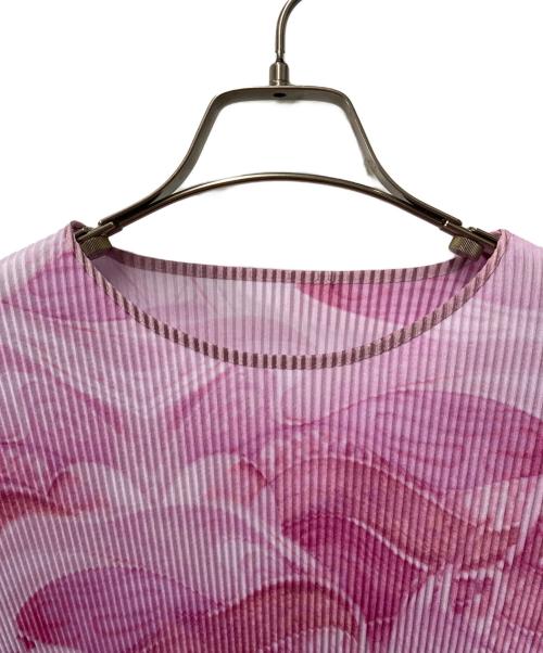 ISSEY MIYAKE FETE（イッセイミヤケフェット）ISSEY MIYAKE FETE (イッセイミヤケフェット) プリーツカットソー IF62FJ275 ピンク サイズ:2の古着・服飾アイテム
