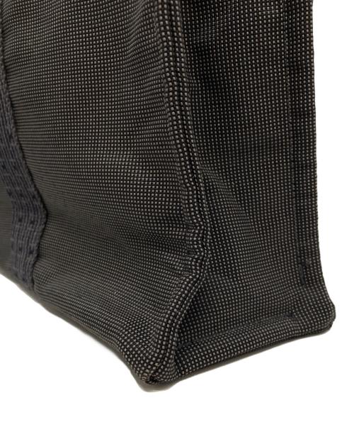 HERMES（エルメス）HERMES (エルメス) ニューフールトゥ PM グレー×ブラックの古着・服飾アイテム