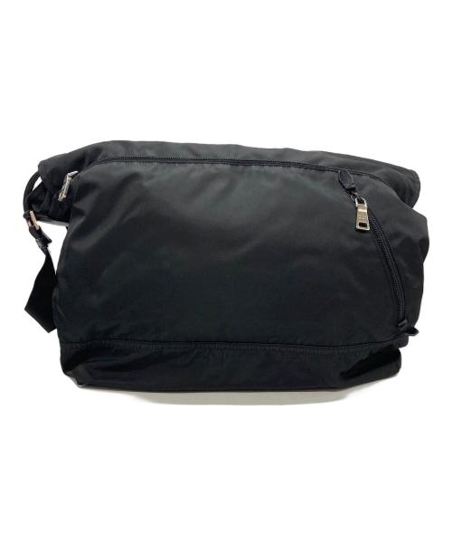 PRADA（プラダ）PRADA (プラダ) ナイロンメッセンジャーバック ブラックの古着・服飾アイテム
