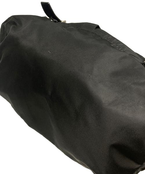 PRADA（プラダ）PRADA (プラダ) ナイロンメッセンジャーバック ブラックの古着・服飾アイテム