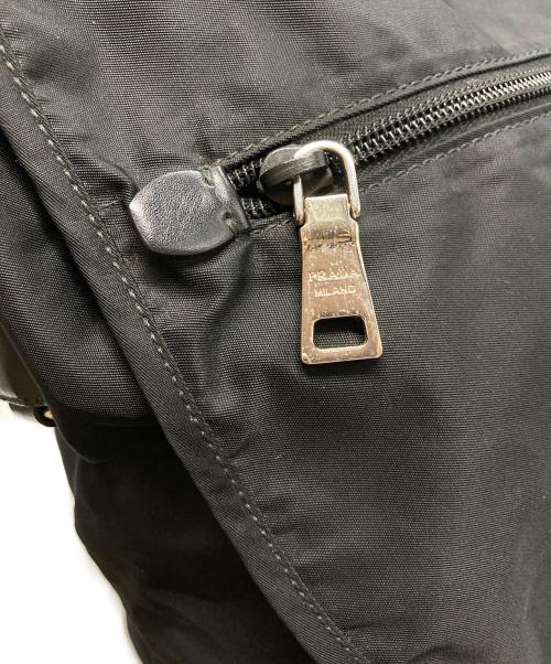 PRADA（プラダ）PRADA (プラダ) ナイロンショルダーバッグ ブラックの古着・服飾アイテム