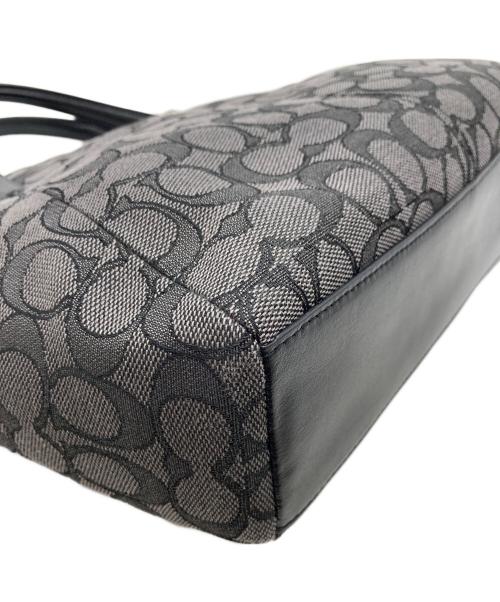 COACH（コーチ）COACH (コーチ) シグネチャーキャンバス 2WAYバッグ グレー×ブラックの古着・服飾アイテム