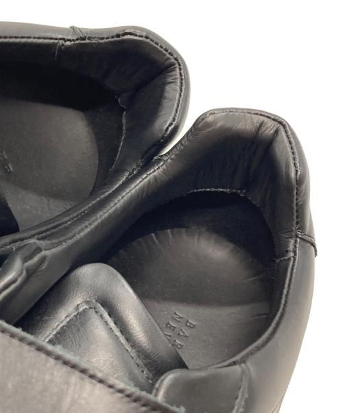 BARNEYS NEWYORK（バーニーズ・ニューヨーク）BARNEYS NEWYORK (バーニーズ・ニューヨーク) ベルクロスニーカー ブラック サイズ:41の古着・服飾アイテム