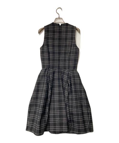 ALEXANDER McQUEEN（アレキサンダーマックイーン）ALEXANDER McQUEEN (アレキサンダーマックイーン) チェックノースリ－ブワンピース 639939 ブラック サイズ:38の古着・服飾アイテム