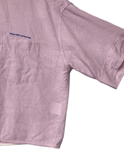 ticca（ティッカ）ticca (ティッカ) Spick and Span (スピックアンドスパン) 別注 リネン半袖エンブロイダイリーシャツ 0241401419 ピンク サイズ:Fの古着・服飾アイテム