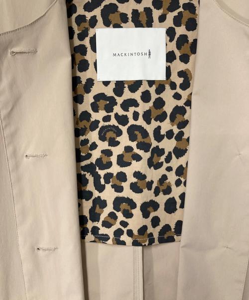 MACKINTOSH（マッキントッシュ）MACKINTOSH (マッキントッシュ) HAPPY PLUS STORE (ハッピープラスストア) HPS別注 HUMBIE NO COLLAR/LEO ノーカラーコート ベージュ サイズ:10の古着・服飾アイテム