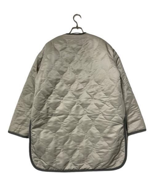 Traditional Weatherwear（トラディショナルウェザーウェア）Traditional Weatherwear (トラディショナルウェザーウェア) Plage (プラージュ) 別注 リバーシブル QUILT MID ジャケット L222APQCO0353VP アイボリー×グレー サイズ:36の古着・服飾アイテム