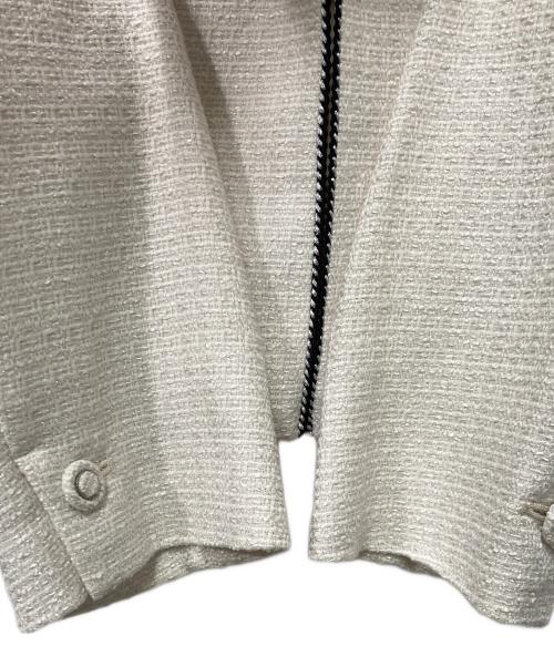 23区（ニジュウサンク）23区 (ニジュウサンク) ツイードノーカラージャケット ホワイト サイズ:SIZE 44の古着・服飾アイテム