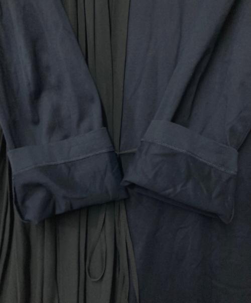 JIL SANDER NAVY（ジルサンダー ネイビー）JIL SANDER NAVY (ジルサンダー ネイビー) 切替プリーツワンピース JNWL5032C ネイビー×ブラック サイズ:38の古着・服飾アイテム