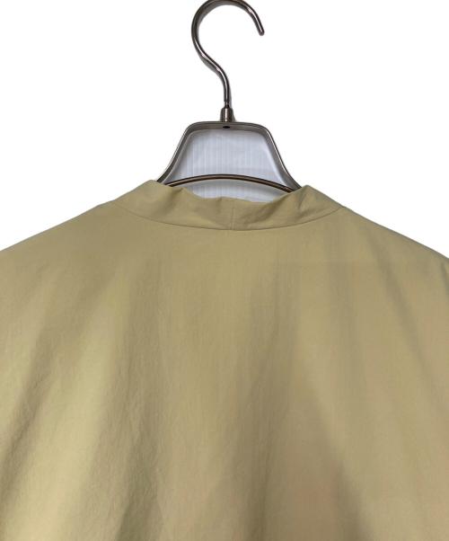 COLLAGE GALLARDAGALANTE（コラージュ ガリャルダガランテ）COLLAGE GALLARDAGALANTE (コラージュ ガリャルダガランテ) パフスリーブコート イエロー サイズ:FREEの古着・服飾アイテム