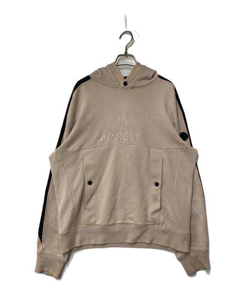 MONCLER（モンクレール）MONCLER (モンクレール) FELPA CON CAPPUCCIO スウェットプルパーカー G20918G00025 899FL ベージュ×ブラック サイズ:Mの古着・服飾アイテム
