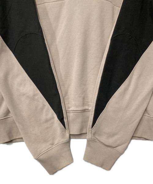 MONCLER（モンクレール）MONCLER (モンクレール) FELPA CON CAPPUCCIO スウェットプルパーカー G20918G00025 899FL ベージュ×ブラック サイズ:Mの古着・服飾アイテム