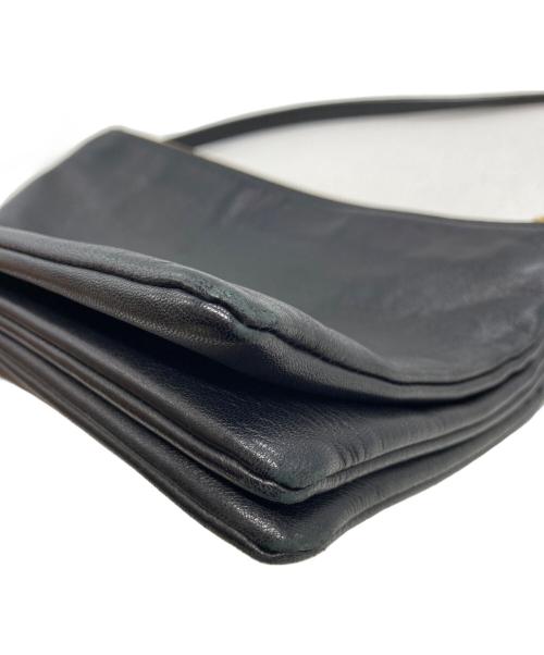 CELINE（セリーヌ）CELINE (セリーヌ) トリオラージショルダーバック ブラックの古着・服飾アイテム