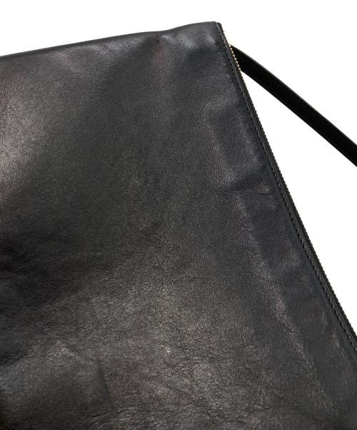 CELINE（セリーヌ）CELINE (セリーヌ) トリオラージショルダーバック ブラックの古着・服飾アイテム