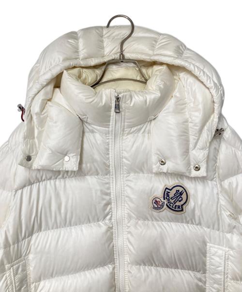 MONCLER（モンクレール）MONCLER (モンクレール) BRAMANT/ブラマント フーデットダウンジャケット ホワイト サイズ:2の古着・服飾アイテム