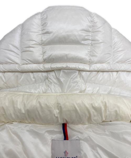 MONCLER（モンクレール）MONCLER (モンクレール) BRAMANT/ブラマント フーデットダウンジャケット ホワイト サイズ:2の古着・服飾アイテム