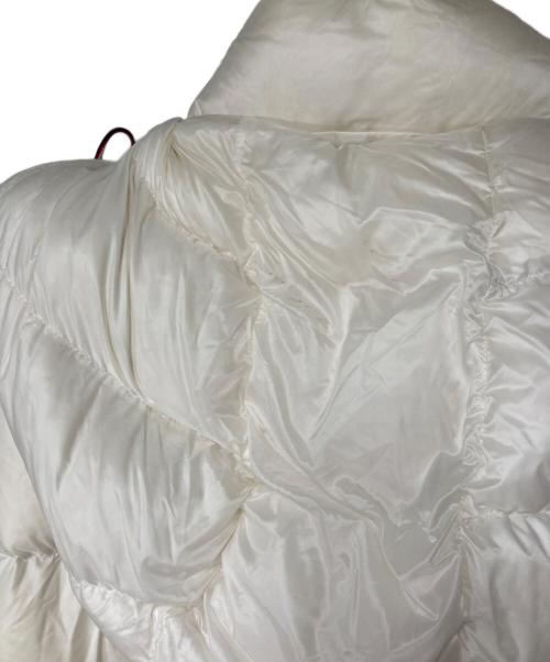 MONCLER（モンクレール）MONCLER (モンクレール) BRAMANT/ブラマント フーデットダウンジャケット ホワイト サイズ:2の古着・服飾アイテム