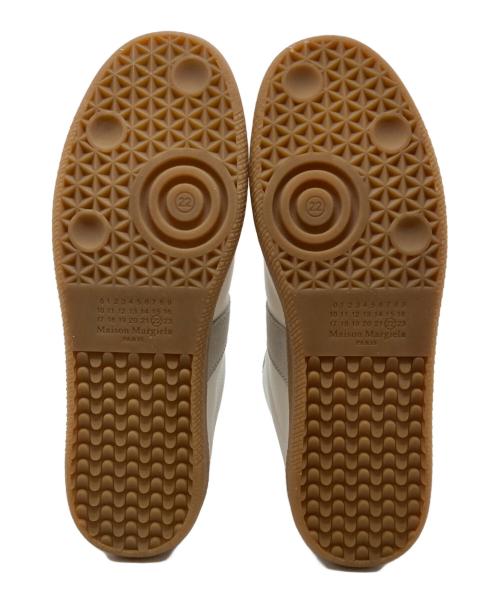 Martin Margiela 22（マルタンマルジェラ 22）Martin Margiela 22 (マルタンマルジェラ 22) REPLICA HIGH TOP GERMAN TRAINER/レプリカ ハイトップ ジャーマン トレーナー ホワイト×グレー サイズ:41 未使用品の古着・服飾アイテム