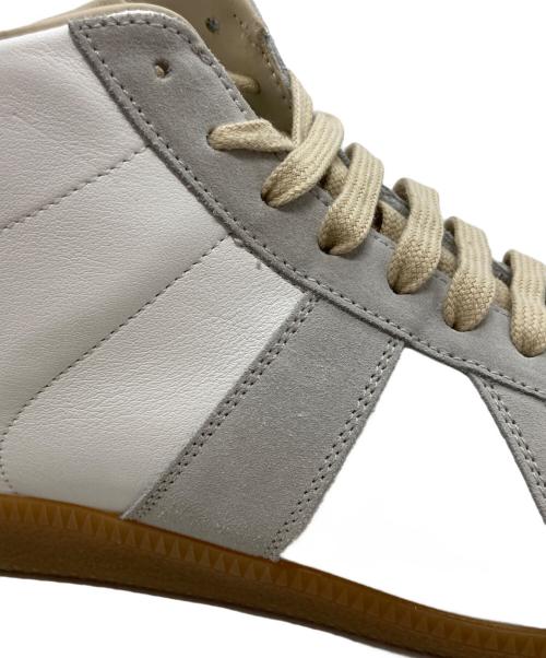 Martin Margiela 22（マルタンマルジェラ 22）Martin Margiela 22 (マルタンマルジェラ 22) REPLICA HIGH TOP GERMAN TRAINER/レプリカ ハイトップ ジャーマン トレーナー ホワイト×グレー サイズ:41 未使用品の古着・服飾アイテム