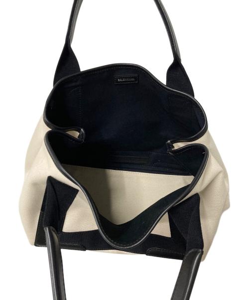BALENCIAGA（バレンシアガ）BALENCIAGA (バレンシアガ) カバス キャンバストート アイボリー×ブラックの古着・服飾アイテム