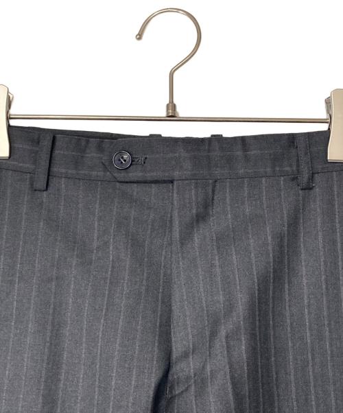 ERMENEGILDO ZEGNA（エルメネジルド・ゼニア）ERMENEGILDO ZEGNA (エルメネジルド・ゼニア) セットアップスーツ グレー サイズ:表記無しの古着・服飾アイテム