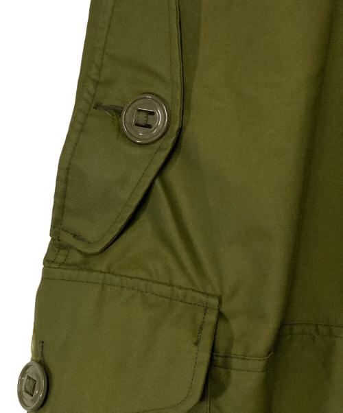 Canadian Army（カナダ軍）Canadian Army (カナディアンアーミー) ECW WINDPROOF オーバーパンツ 8415-21-798-8602 カーキ サイズ:X-Largeの古着・服飾アイテム