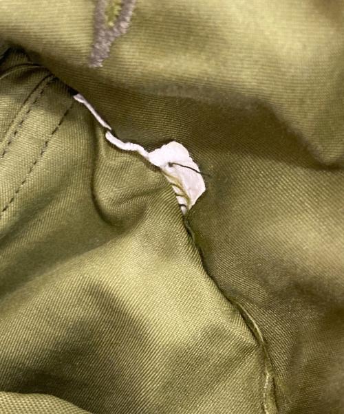 Canadian Army（カナダ軍）Canadian Army (カナディアンアーミー) ECW WINDPROOF オーバーパンツ 8415-21-798-8602 カーキ サイズ:X-Largeの古着・服飾アイテム