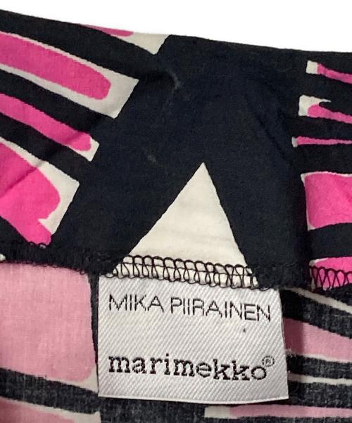 marimekko（マリメッコ）marimekko (マリメッコ) 総柄シャツワンピース ブラック×ピンク サイズ:36の古着・服飾アイテム