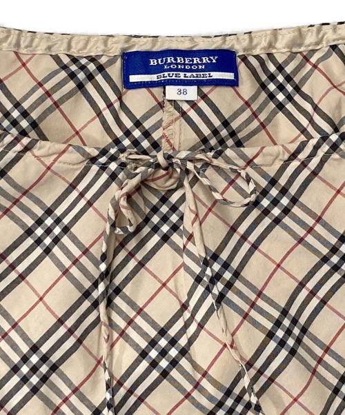 BURBERRY BLUE LABEL（バーバリーロンドンブルーレーベル）BURBERRY BLUE LABEL (バーバリーロンドンブルーレーベル) ノヴァチェックブラウス FE549-137 ノバチェック ベージュ サイズ:38の古着・服飾アイテム