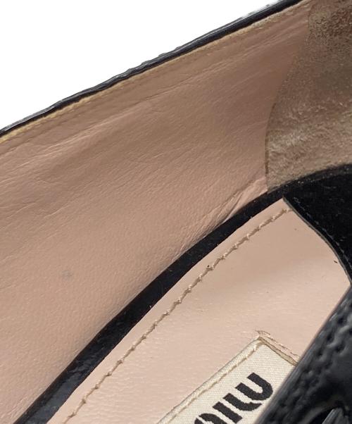 MIU MIU（ミュウミュウ）MIU MIU (ミュウミュウ) タッセルローファー DNC654 ブラック サイズ:36の古着・服飾アイテム