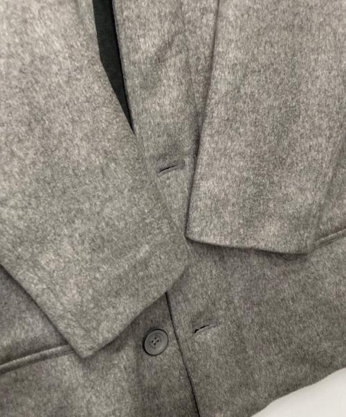 HERNO（ヘルノ）HERNO (ヘルノ) カシミヤ中綿ファーフーデットコート グレー サイズ:46の古着・服飾アイテム
