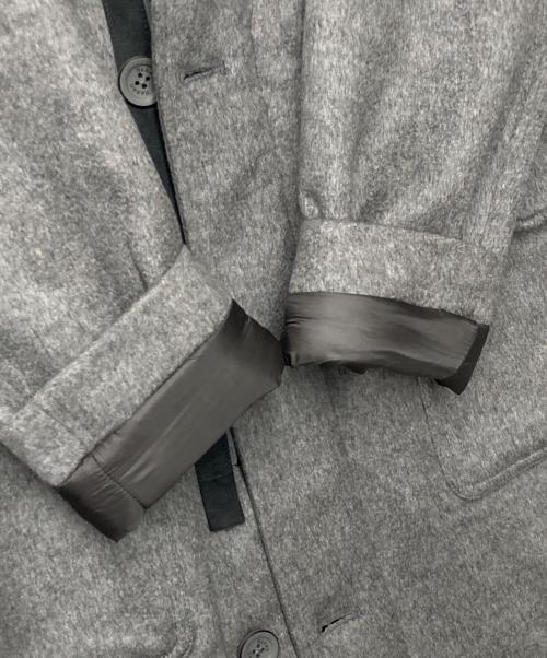 HERNO（ヘルノ）HERNO (ヘルノ) カシミヤ中綿ファーフーデットコート グレー サイズ:46の古着・服飾アイテム