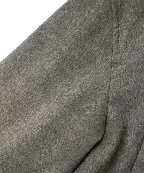 HERNO（ヘルノ）HERNO (ヘルノ) カシミヤ中綿ファーフーデットコート グレー サイズ:46の古着・服飾アイテム