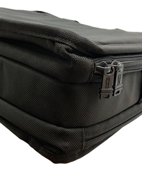 TUMI（トゥミ）TUMI (トゥミ) アタッシュケース / ビジネスバッグ ブラックの古着・服飾アイテム