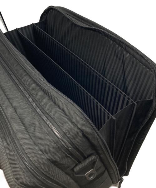 TUMI（トゥミ）TUMI (トゥミ) アタッシュケース / ビジネスバッグ ブラックの古着・服飾アイテム
