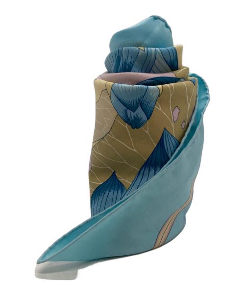 HERMES（エルメス）HERMES (エルメス) カレ70 FLEURS DE LOTUS 蓮の花 ブルーの古着・服飾アイテム