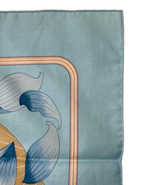 HERMES（エルメス）HERMES (エルメス) カレ70 FLEURS DE LOTUS 蓮の花 ブルーの古着・服飾アイテム